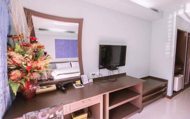 Chayadol Resort