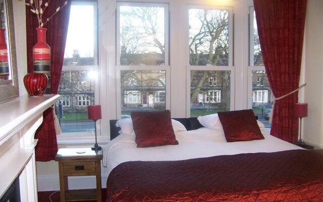 Shannon Court Guest House