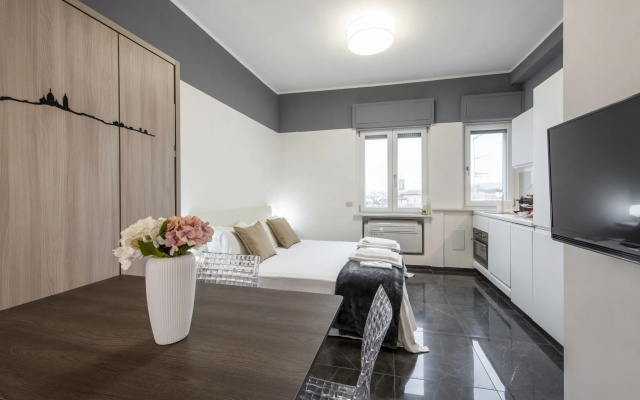Milan Royal Suites & Luxury Apartments