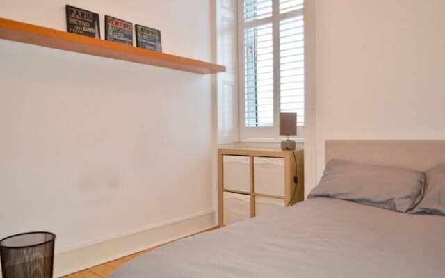 Modern and Bright 1 Bed Flat Near Leith