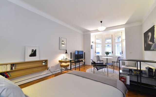 Apartment Bauhaus