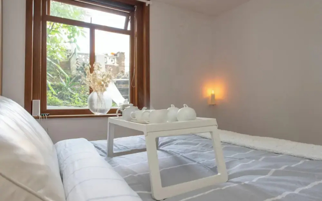 Stratford - Apartment - Sleeps 3 - Great Location