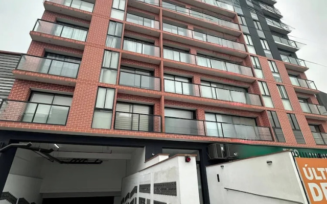 Modern 1BR on J Prado Board San Isidro