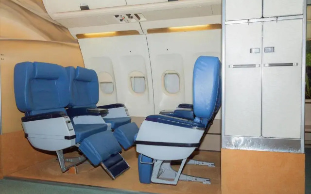 Hotel Cockpit