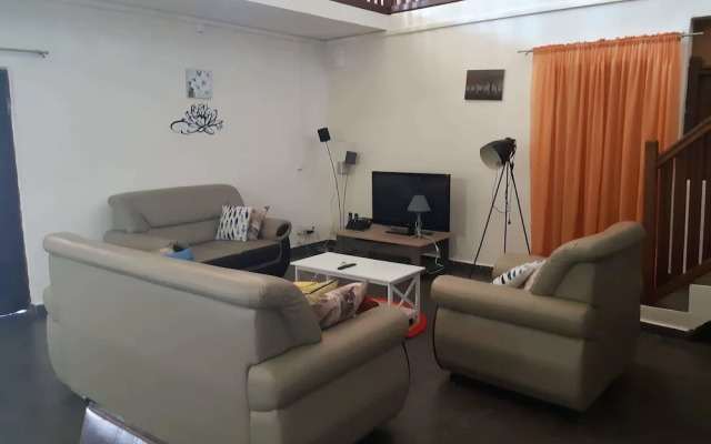 Cacao Lodge