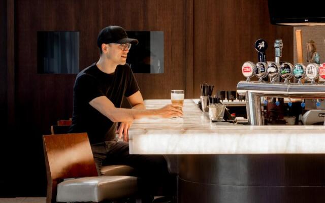 Executive Plaza Hotel Metro Vancouver