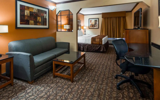 Best Western Plus Midwest Inn & Suites