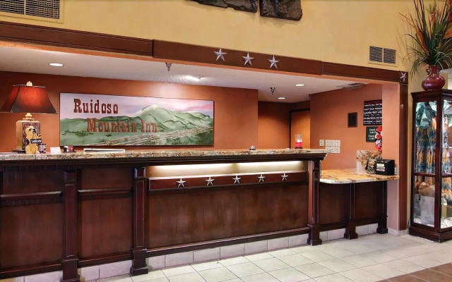 Ruidoso Mountain Inn