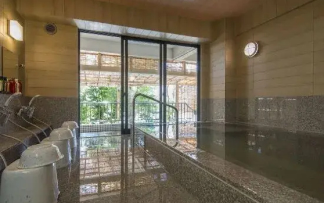 Hotel Showa Club
