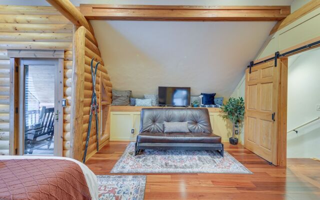 Dreamy Alpine Cabin w/ Hot Tub, Fireplace & More!