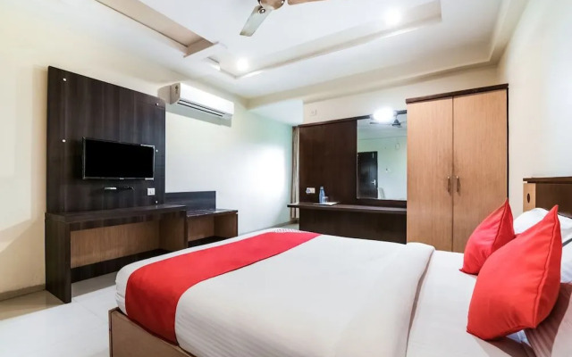 AR Grand Hotel
