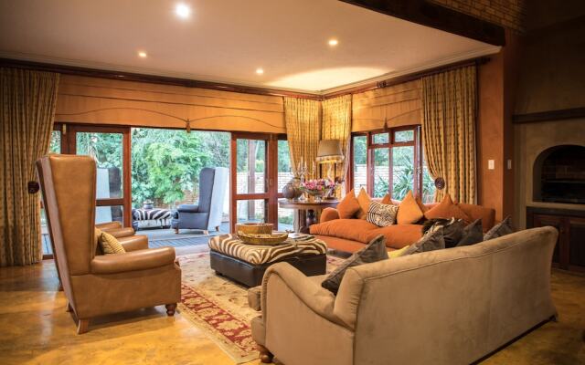 Wings and Water Guest Villa - Adults Only