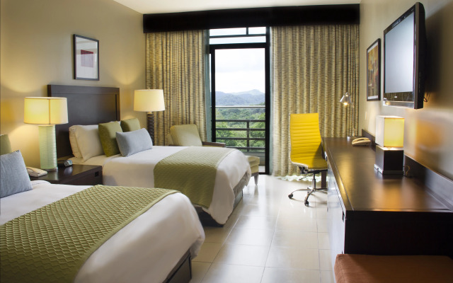 Summit Rainforest & Golf Resort