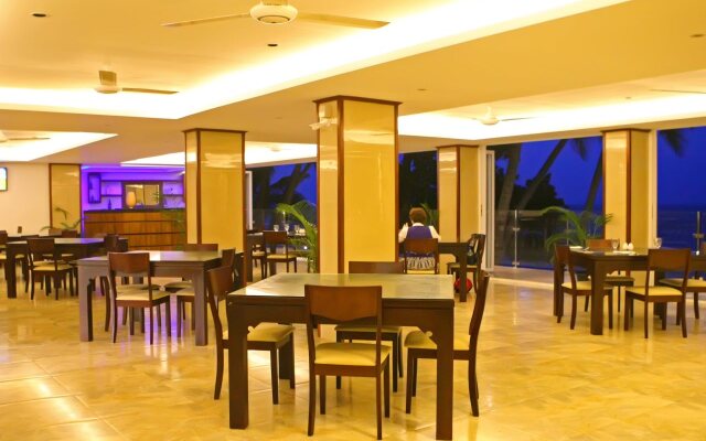 Sayura Beach Hotel