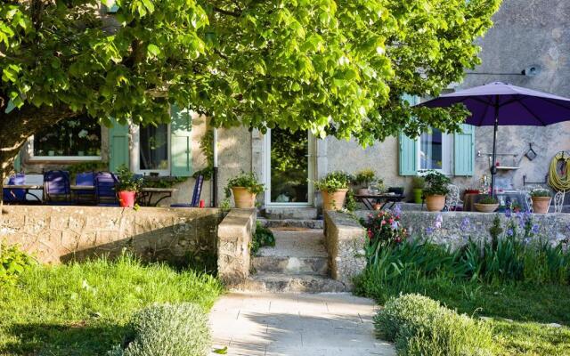 La Grande Maison De Nans