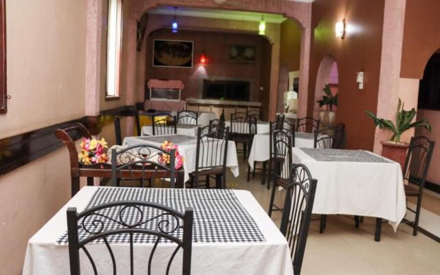 Darajani Hotel
