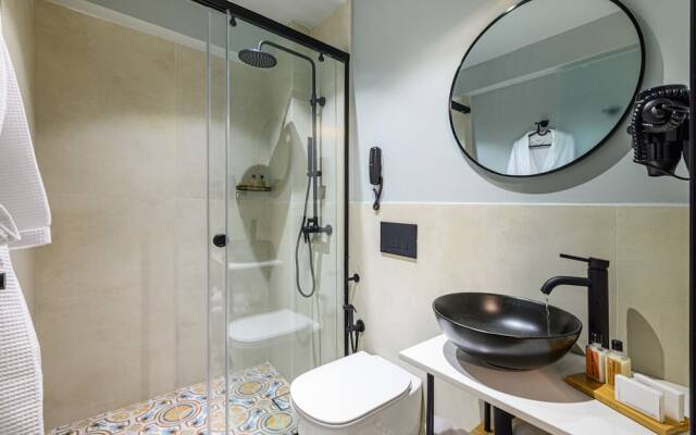 Casa di Gaga Luxury Suites