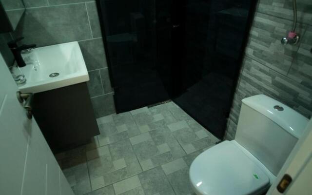 Leo Group Apartment 14-306b Sunrise Batumi