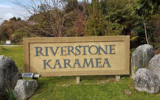 Riverstone Karamea Accommodation