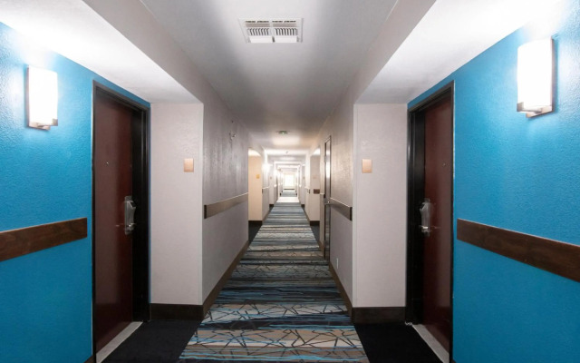 Comfort Inn & Suites Near Medical Center