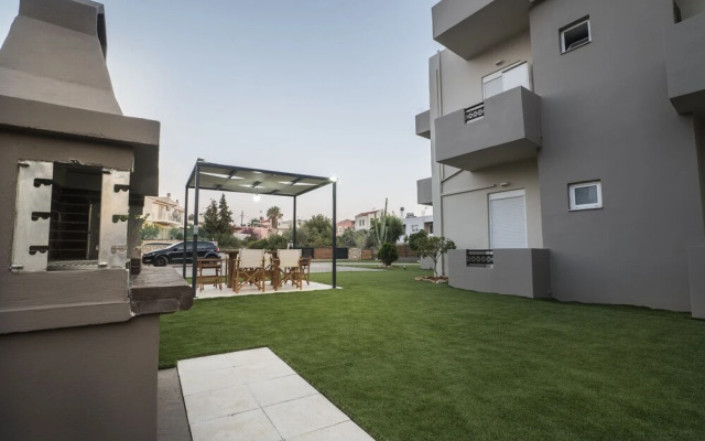 Deluxe Sunny Apartments