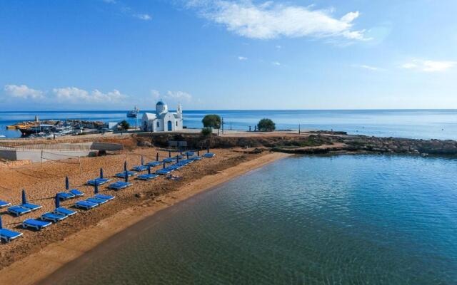 The Golden Coast Beach Hotel