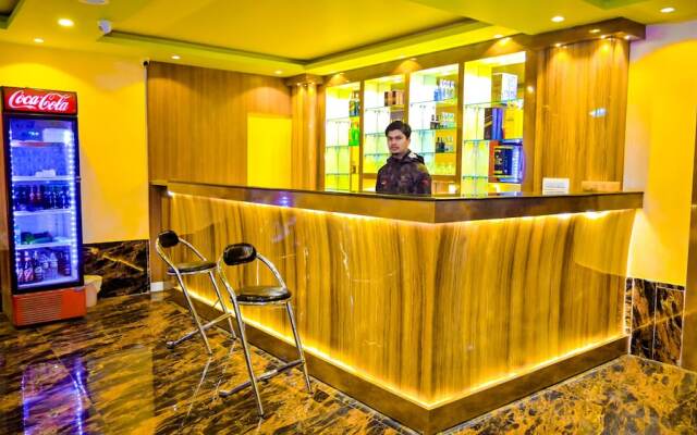 Hotel Star Holiday