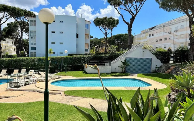 Vilamoura Cosy 4 With Pool by Homing