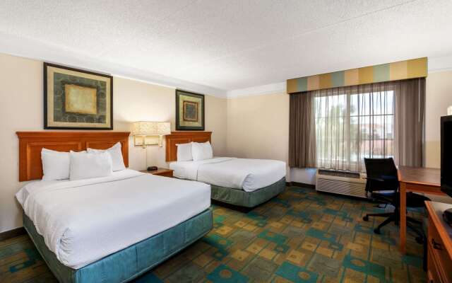 La Quinta Inn & Suites by Wyndham Phoenix West Peoria