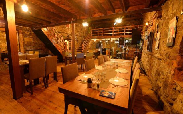 Hotel Yorgo Seferis