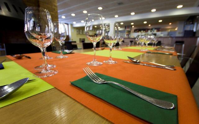 Hotel y Apartamentos SNO Isaba