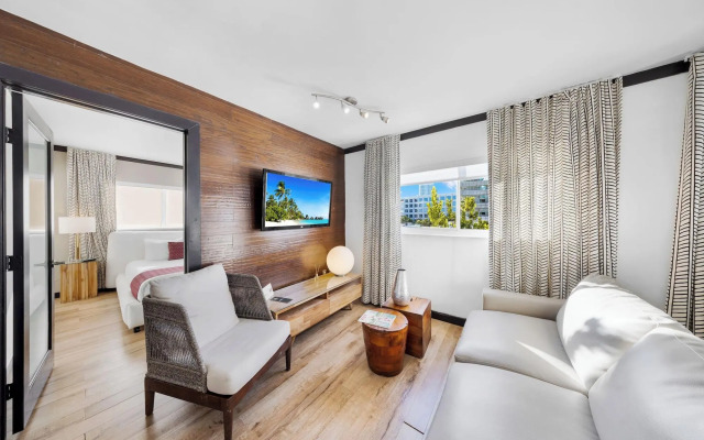 The Shoreline Suites