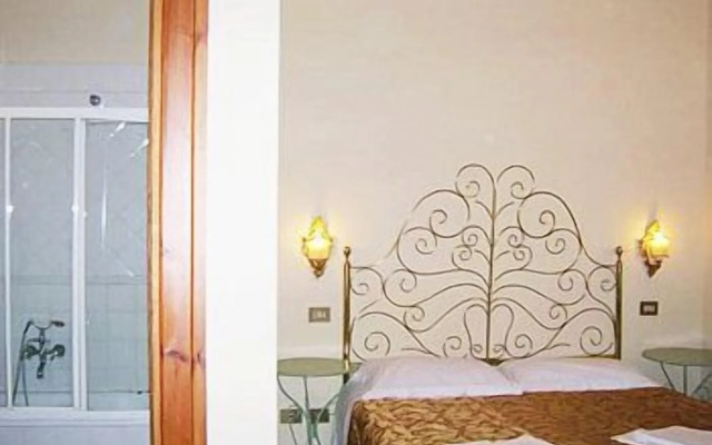 Marta Guest House