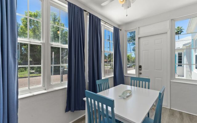 Gulfport Getaway by Vtrips