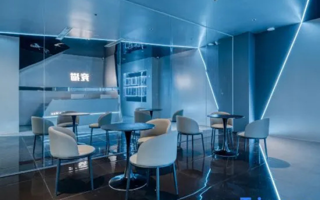 Jingmao Esports | Cyber Game CenterX Hotel (Quzhou Water Pavilion Gate Mazhandi) – People – Quzhou