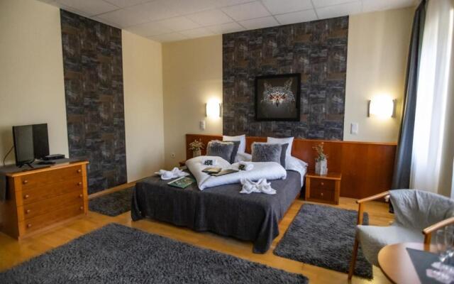 4 Évszak Hegyihotel