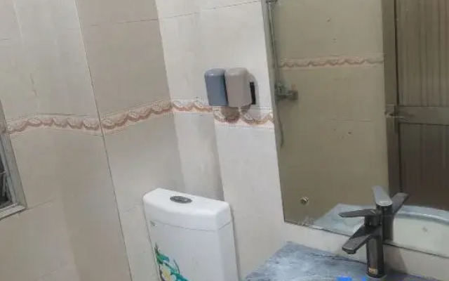 Sanfeng Apartment