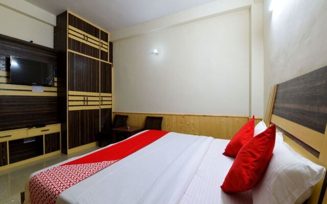 OYO 15028 Kalpana Homestay