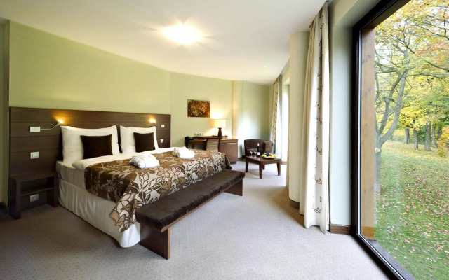 Hotel Zochova chata