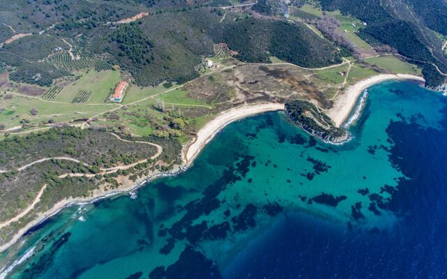 Azapiko Blue Sea Hotel