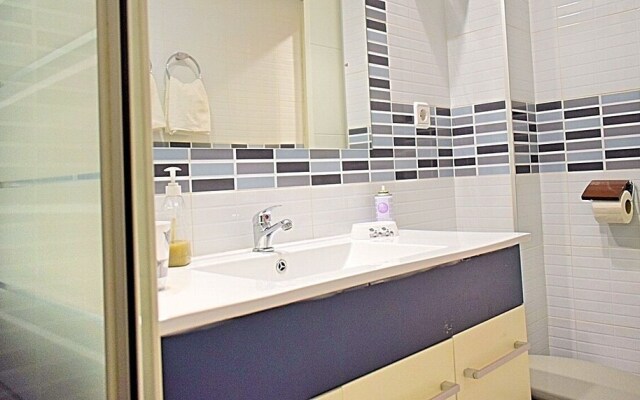 Apartment - Travel and Holidays La Vina