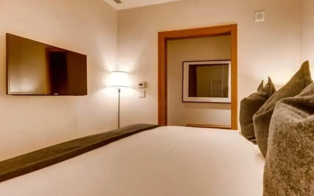 Luxury Vail Solaris Studio Vacation Rental Set at the Base of the Mountain Just Steps From the Gondola
