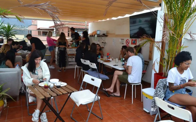 Puerto Nest Hostel