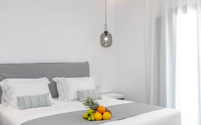 Crystal Mare Suites