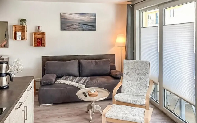 Awesome Apartment in Graal-müritz With 1 Bedrooms and Wifi