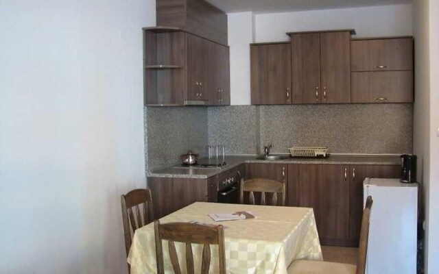 Yassen Apartments