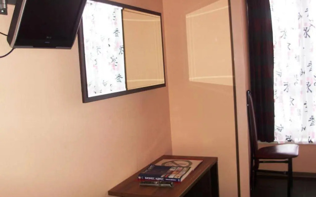 Black Belt Hotel (Hostel)