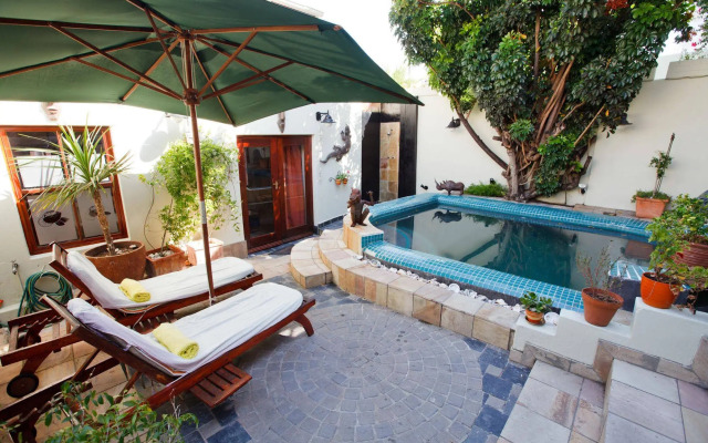 Sweet Lemon Boutique Bed & Breakfast