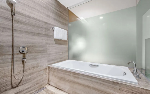 CM Serviced Apartment Shenzhen Hillside