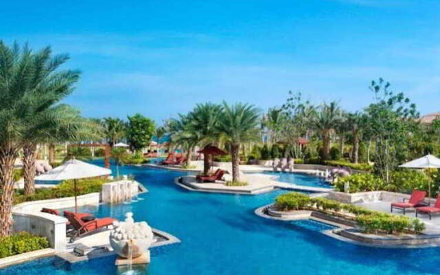 Sanya Begonia Resort & Hotel